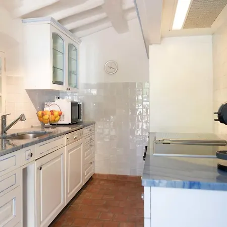 Вилла Magnificent House With Swimming Pool - 5br10p - Gassin Сен-Тропе